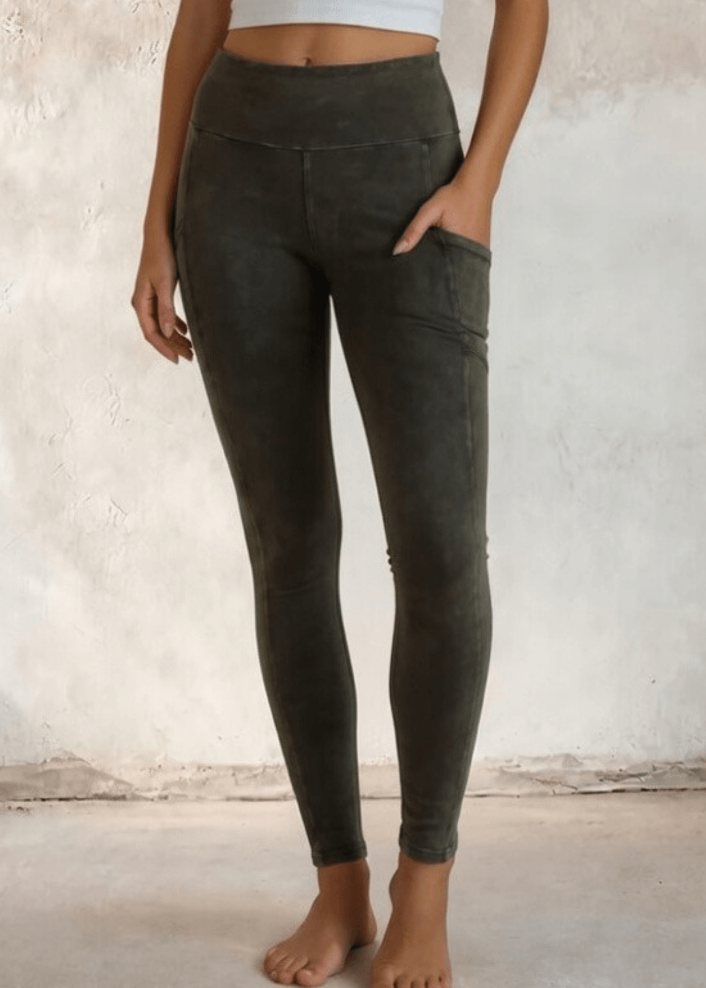 Plano Perfect Fit  Pocket Leggings (Dark Moss Green)
