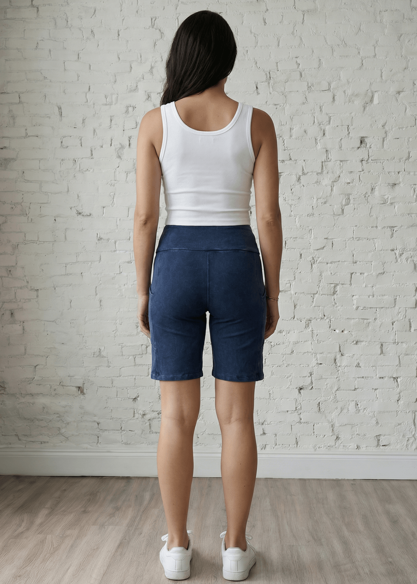 Hilton Head Hybrid Shorts (Dark Denim)