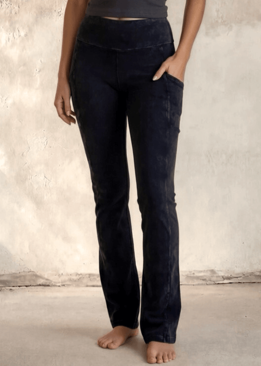 Pike's Peak Perfect Fit Bootcut Pants (Black Denim)