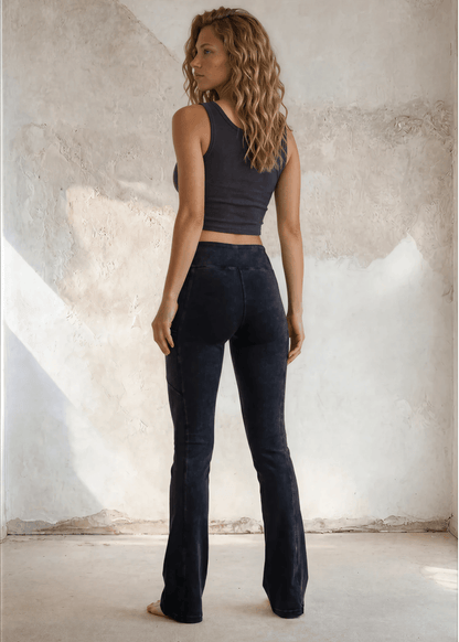 Pike's Peak Perfect Fit Bootcut Pants (Black Denim)