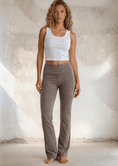 Pike's Peak Perfect Fit Bootcut Pants (Solid Black)