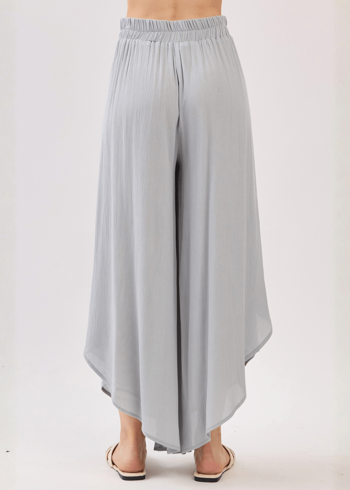Val's Vacation Flowy Pants (Gracious Gray)