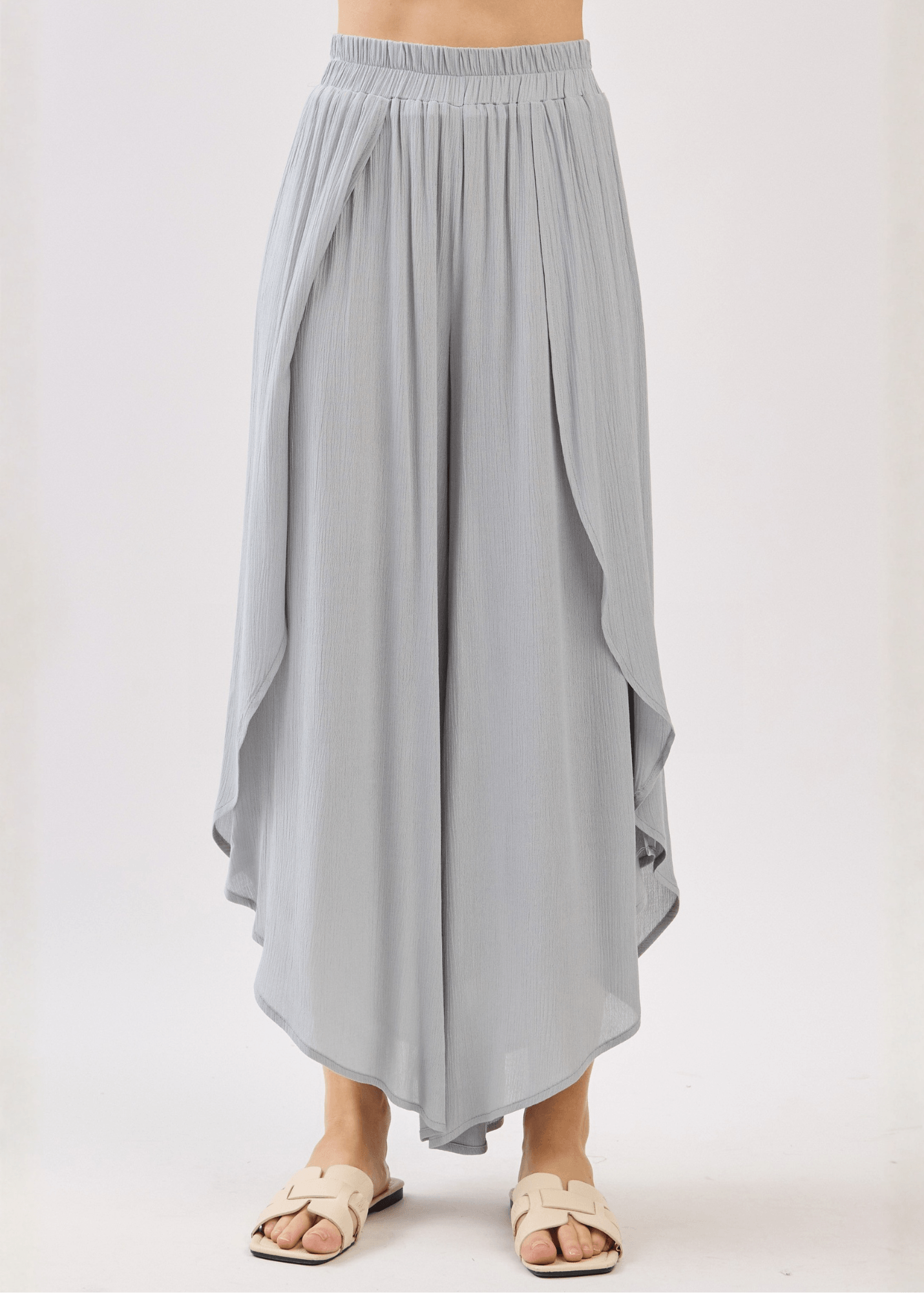 Val's Vacation Flowy Pants (Gracious Gray)