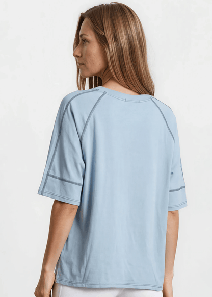 Evelyn Exposed Stitch Tee in Denim Blue