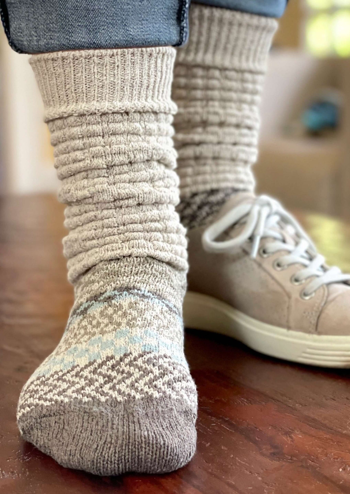SEASHELL Knitted Fusion Slouch Socks