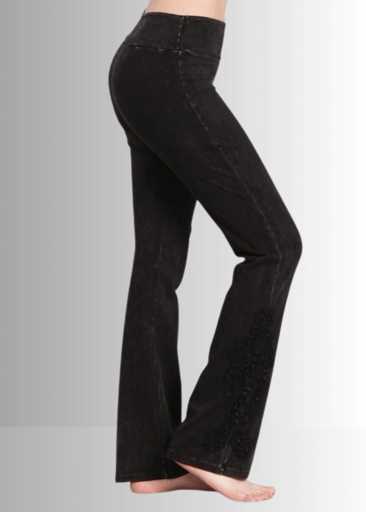 Mineral Washed Bootcut Jeggings Crochet DetaiL