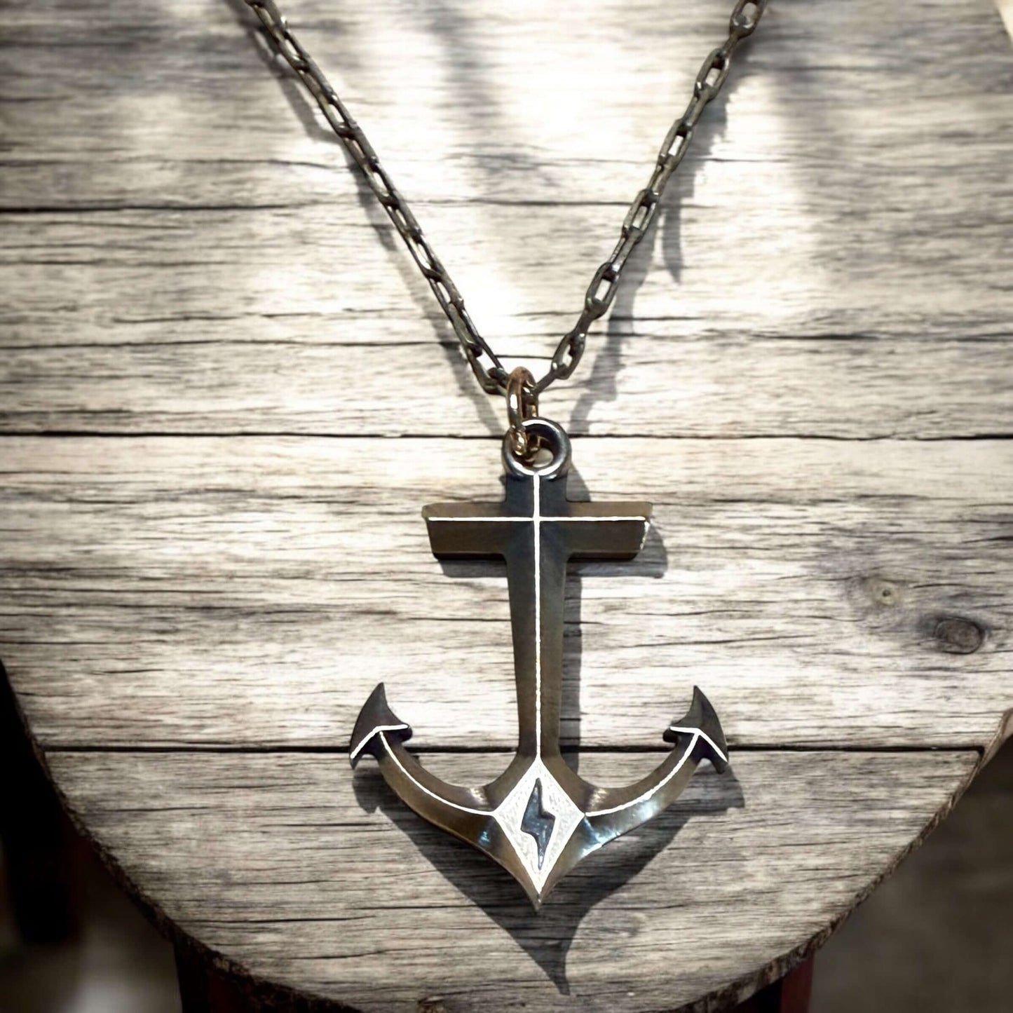 STRENGTH Hold Fast Anchor Necklace - Bronze