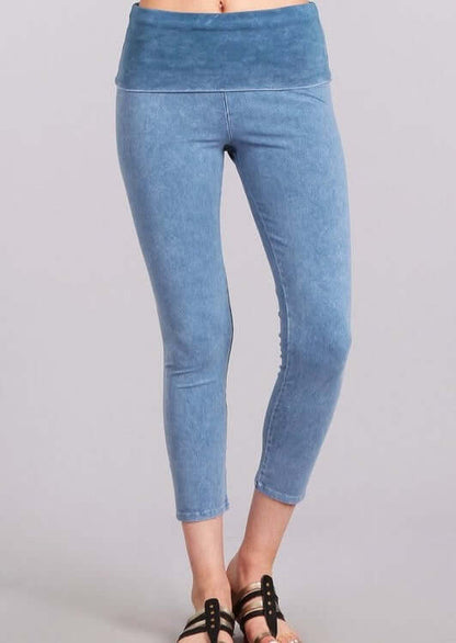 Easy Fit USA Cotton Capri Leggings Made in USA In Light Denim