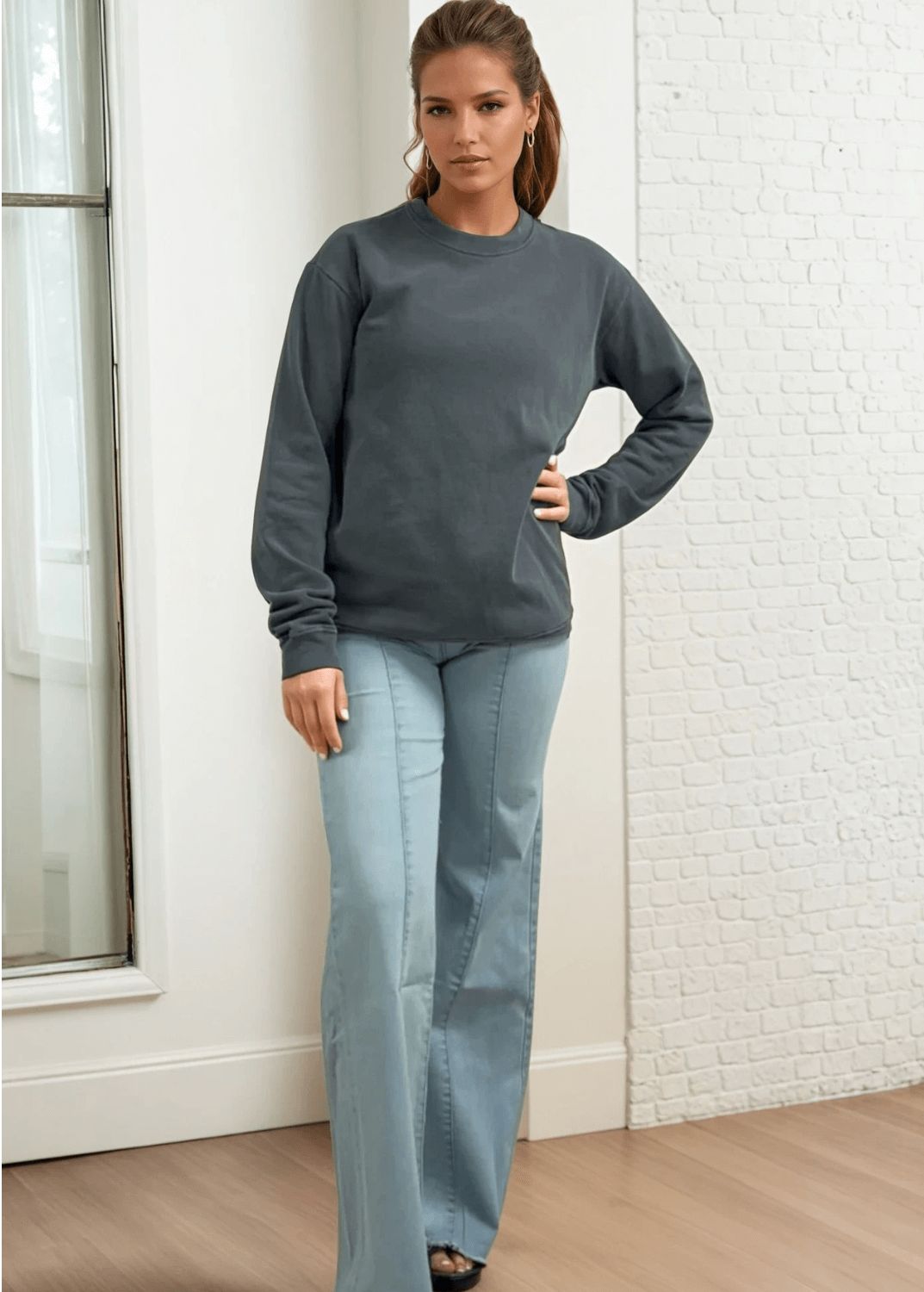 Brynlee Heavyweight Crew Neck Fleece Sweatshirt
