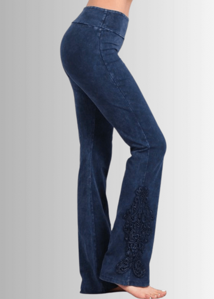 Mineral Washed Bootcut Jeggings Crochet DetaiL