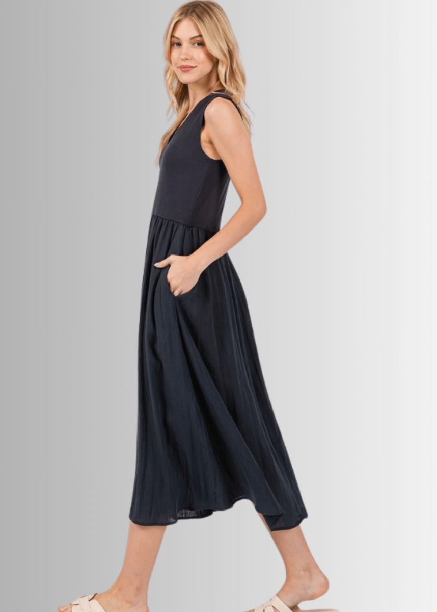 Nora Sleeveless Contrast Midi Dress