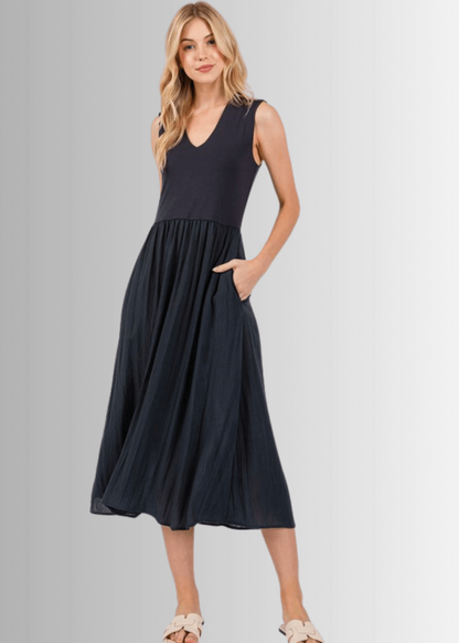 Nora Sleeveless Contrast Midi Dress