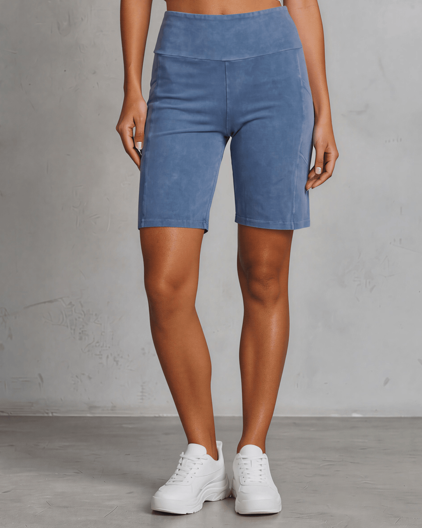 Hilton Head Hybrid Shorts (Light Denim)