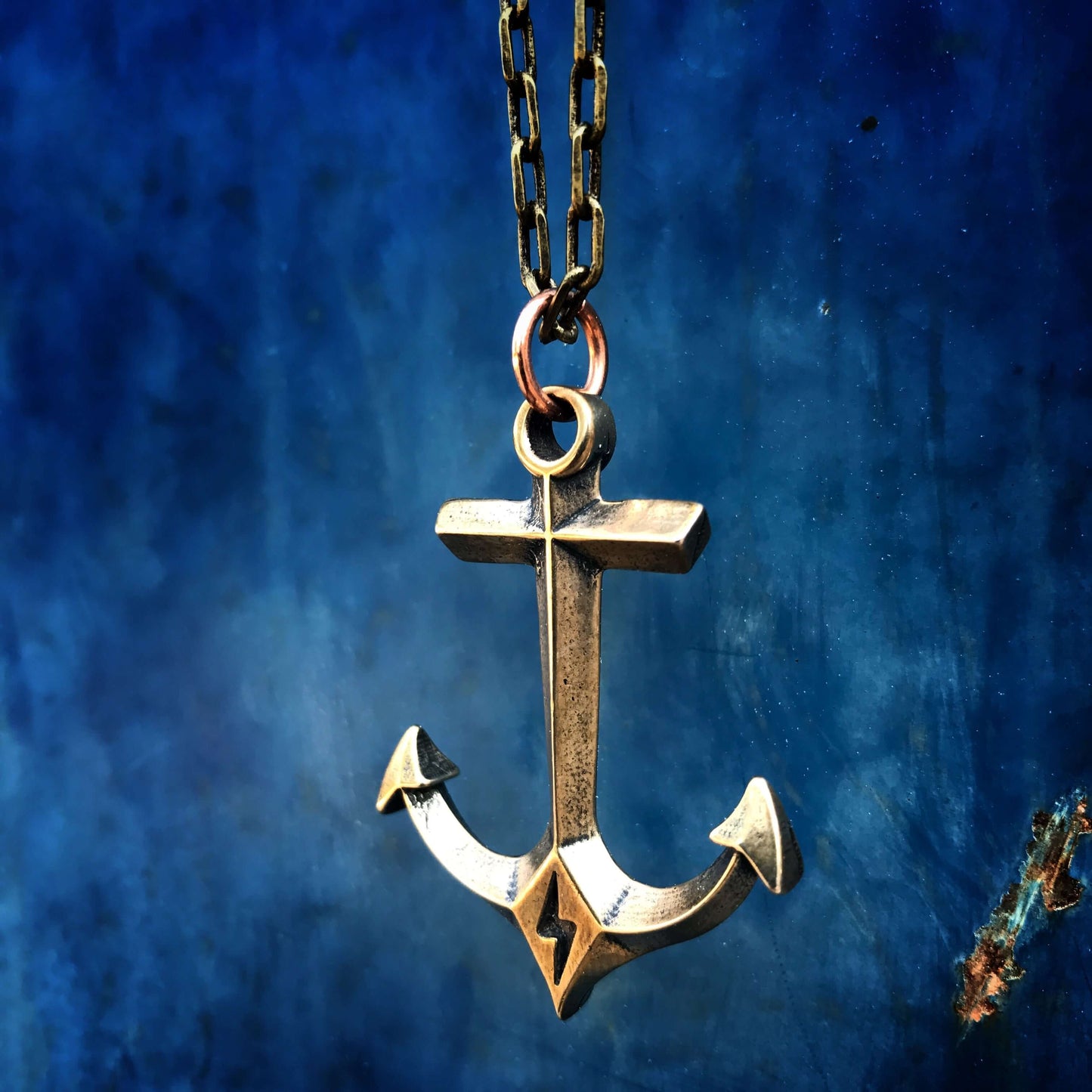 STRENGTH Hold Fast Anchor Necklace - Bronze