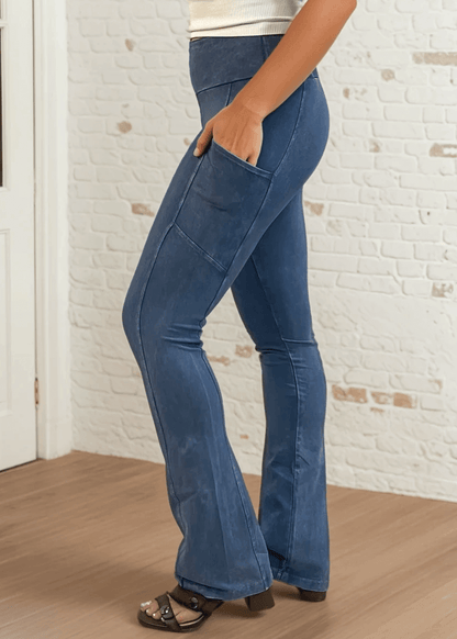 Pike's Peak Perfect Fit Bootcut Pants (Light Denim)