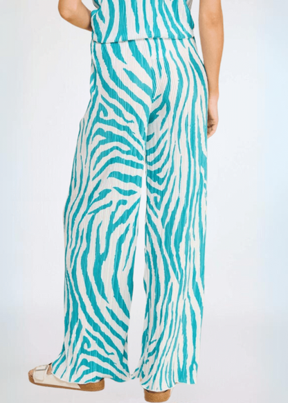 Nova Pleated Set CLEARANCE FINAL SALE