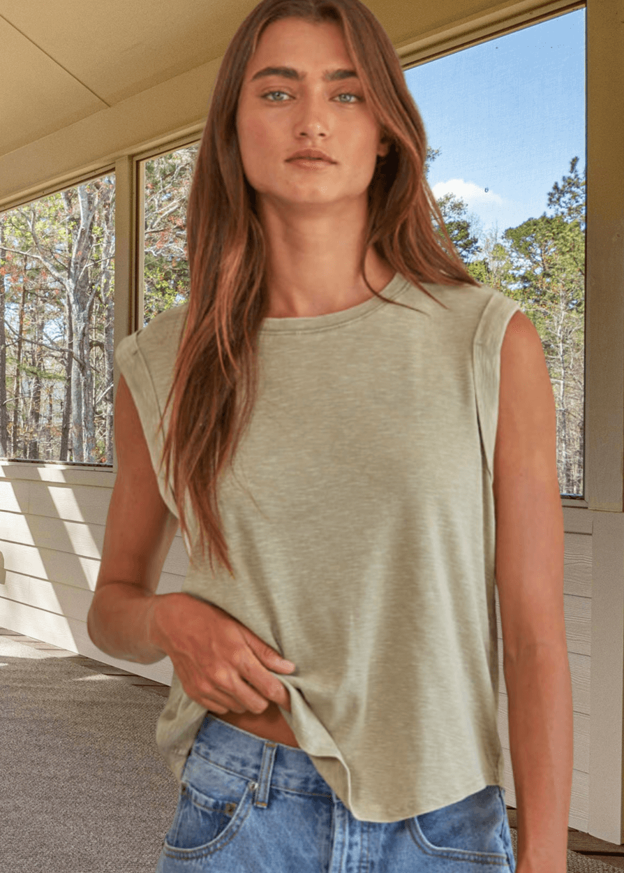 Keeper Top Muscle Tee (Light Olive)