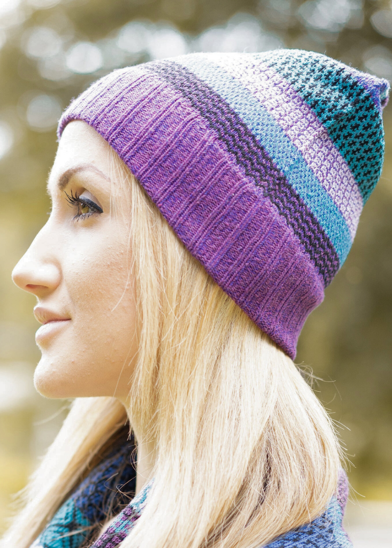 RASPBERRY Knitted Beanie Hat