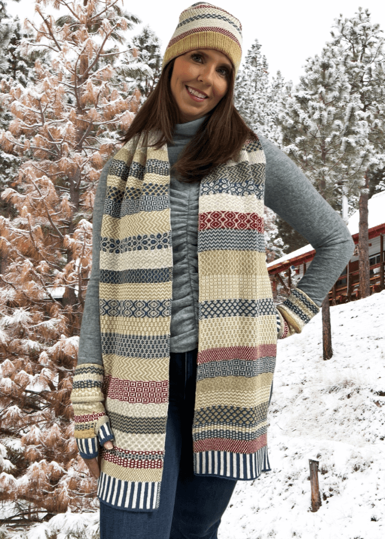 BATEAU MOUCHE Knitted Scarf Made in USA Solmate