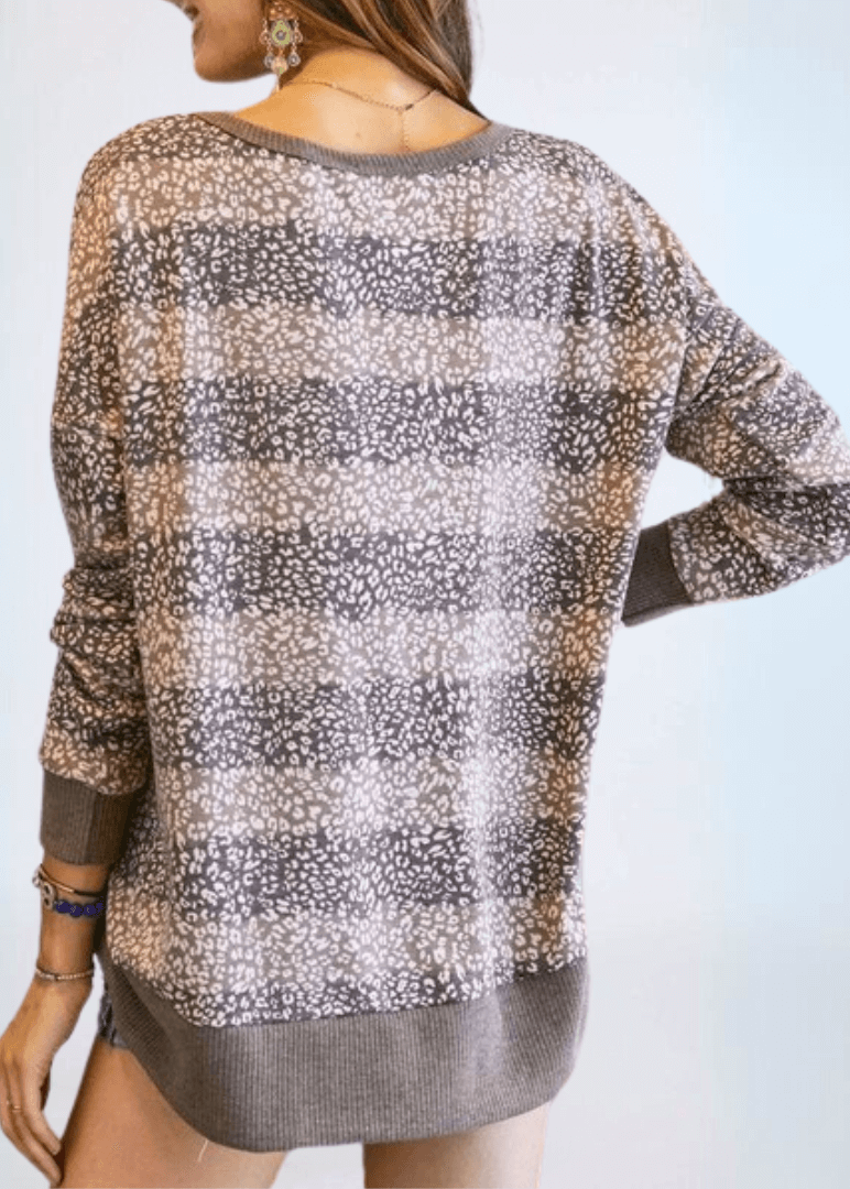 Mixed Pattern V-neck Sweater Top Made in USA