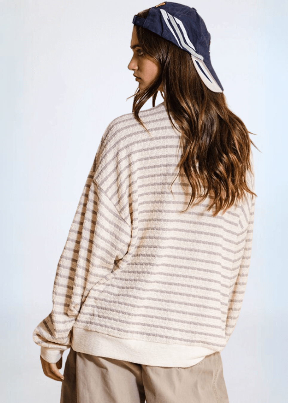 Graphic "TEXAS" Oversized Sweatshirt - Taupe